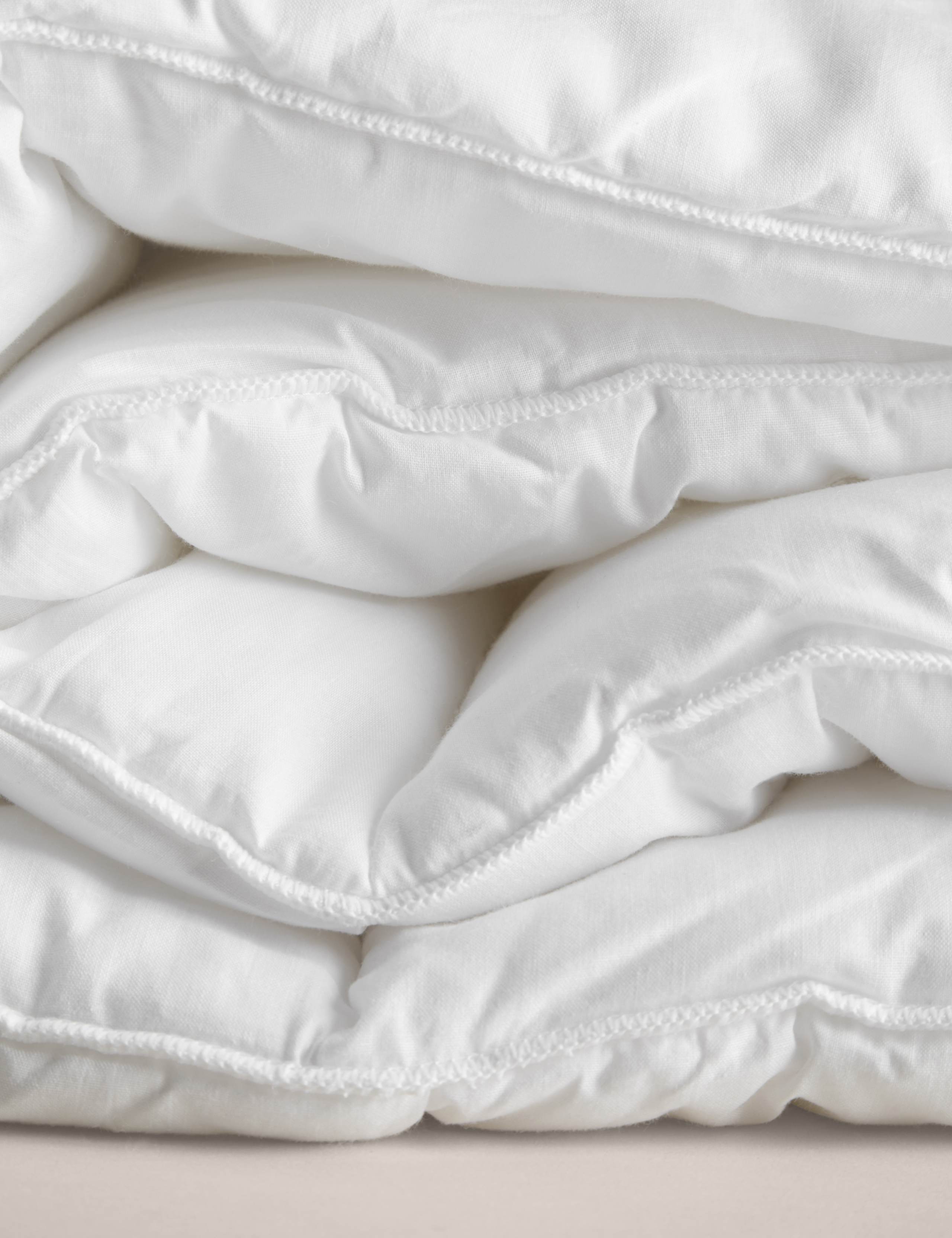 Stay Cool 10.5 tog duvet with cotton cover - British product