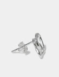 Boucles d'oreilles à clous en argent sterling en forme de cœur disponibles, version britannique