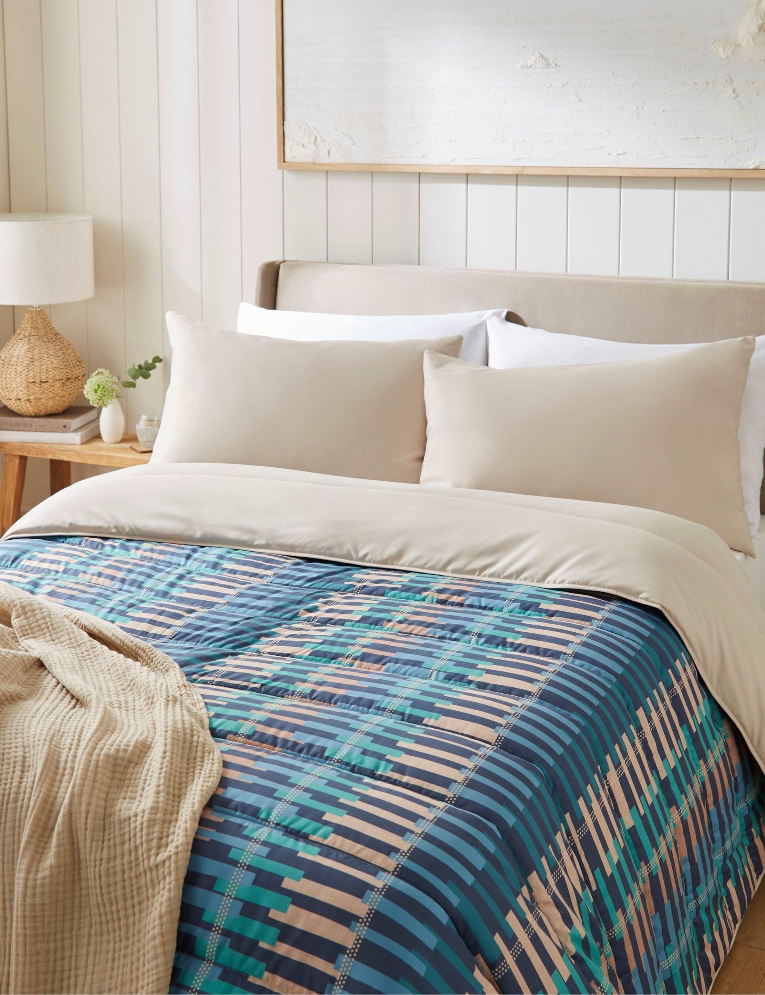 Night Lark striped coverless duvet 6 tog, UK version