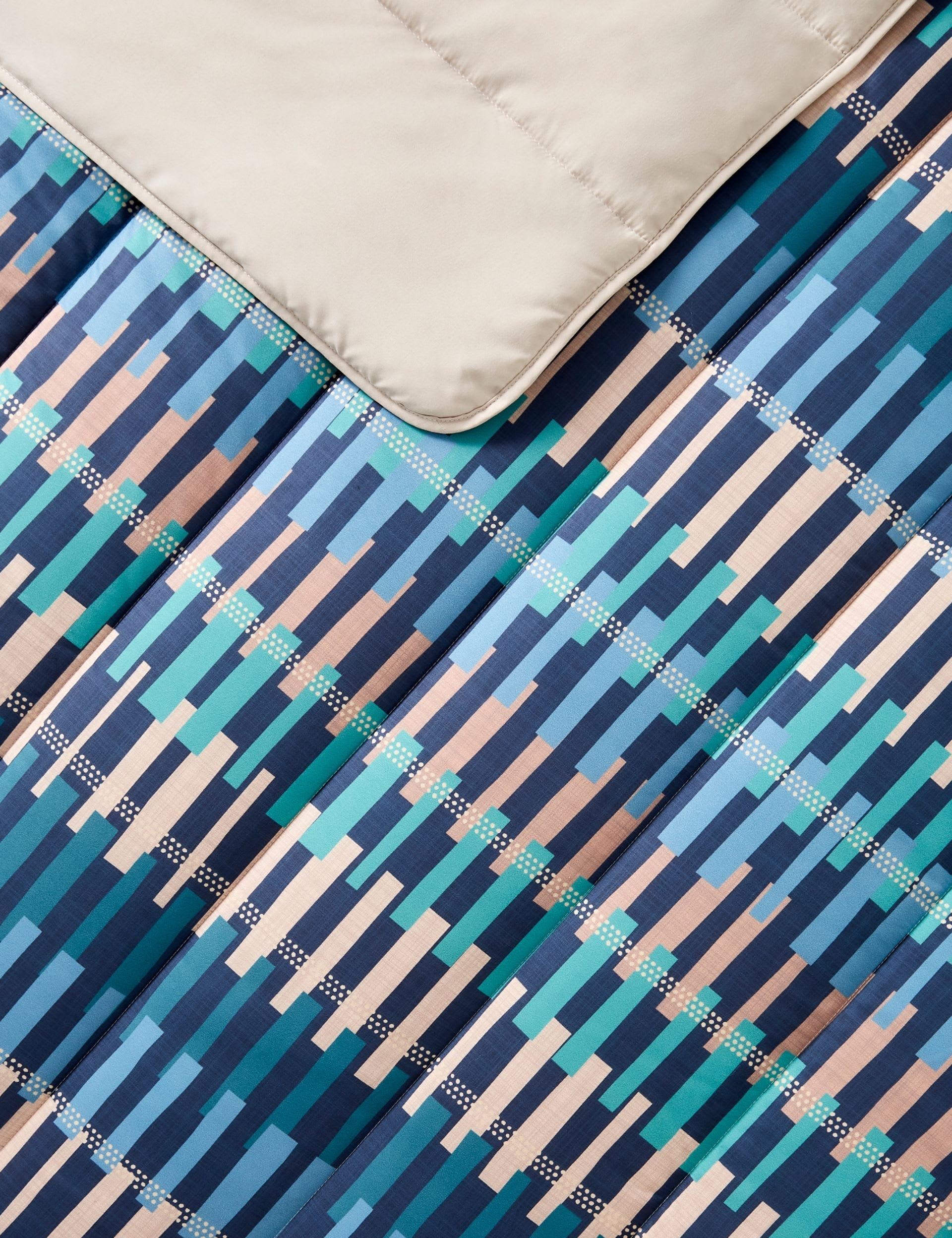 Night Lark striped coverless duvet 6 tog, UK version