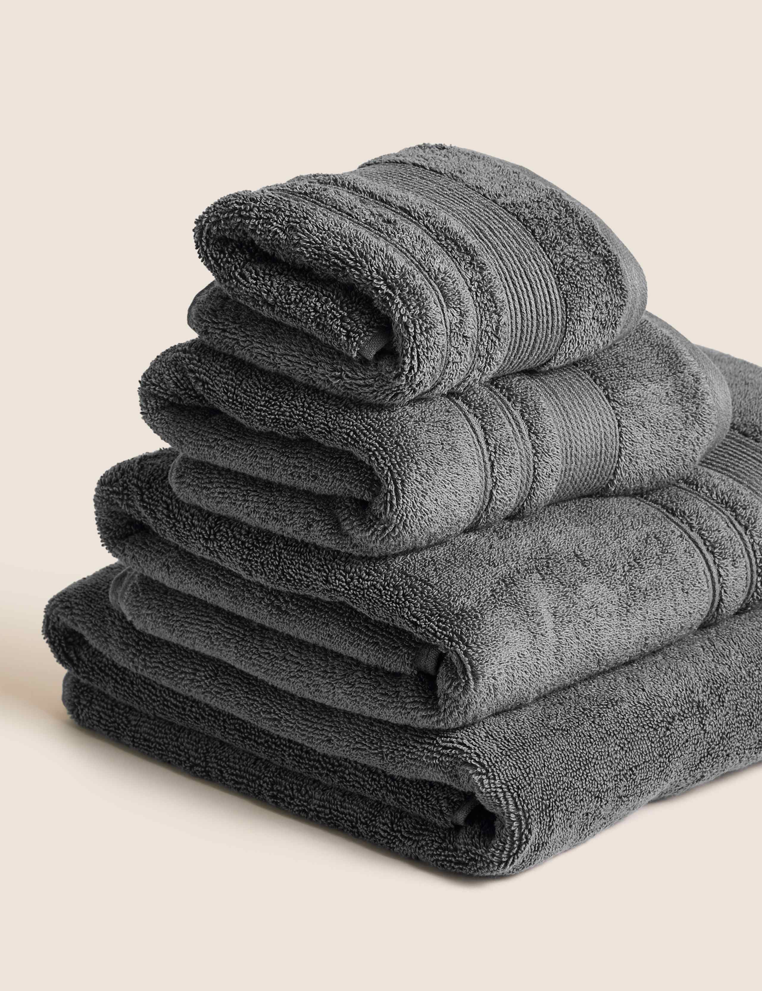 Super plush pure cotton bath towel (British brand)
