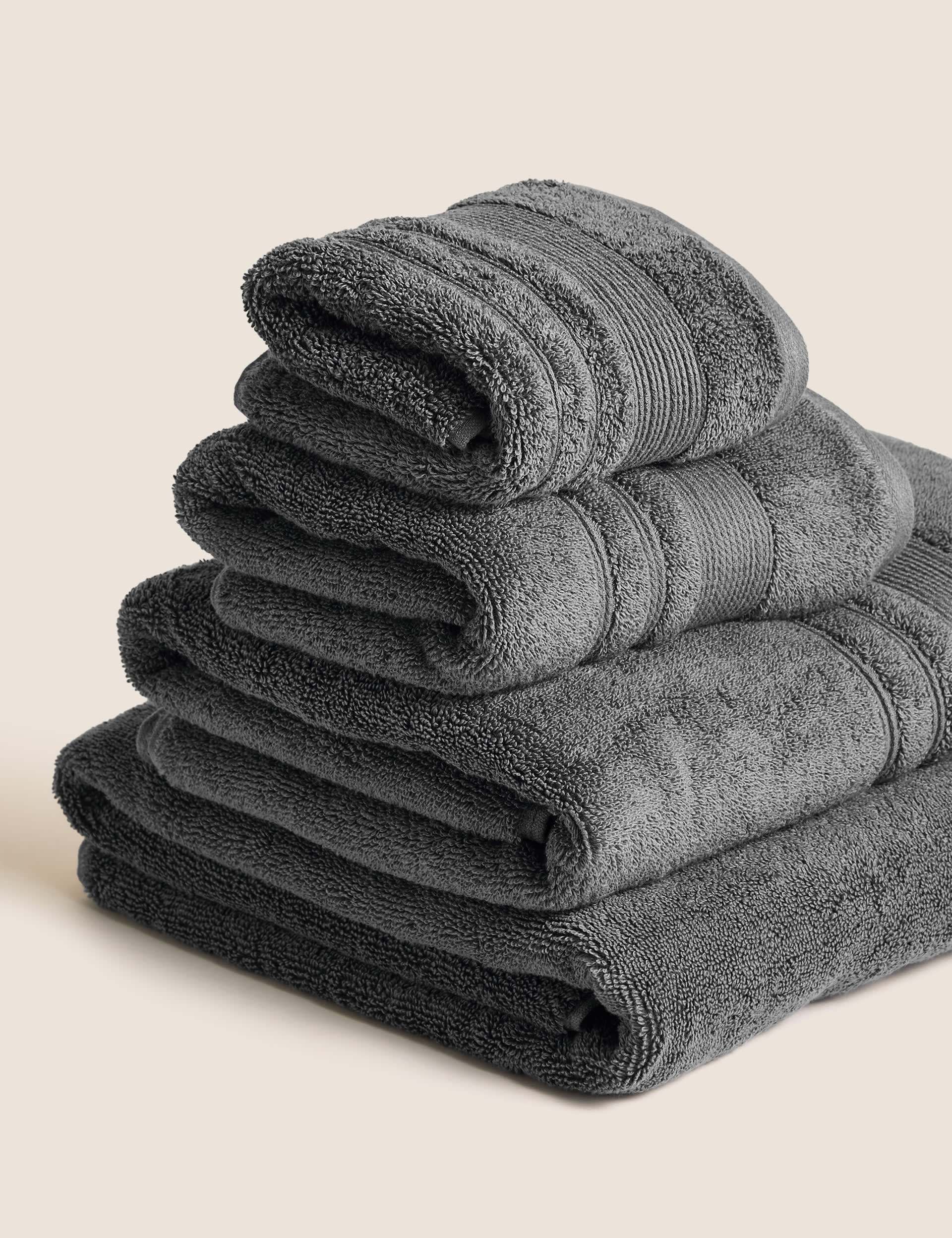 Super plush pure cotton bath towel (British brand)