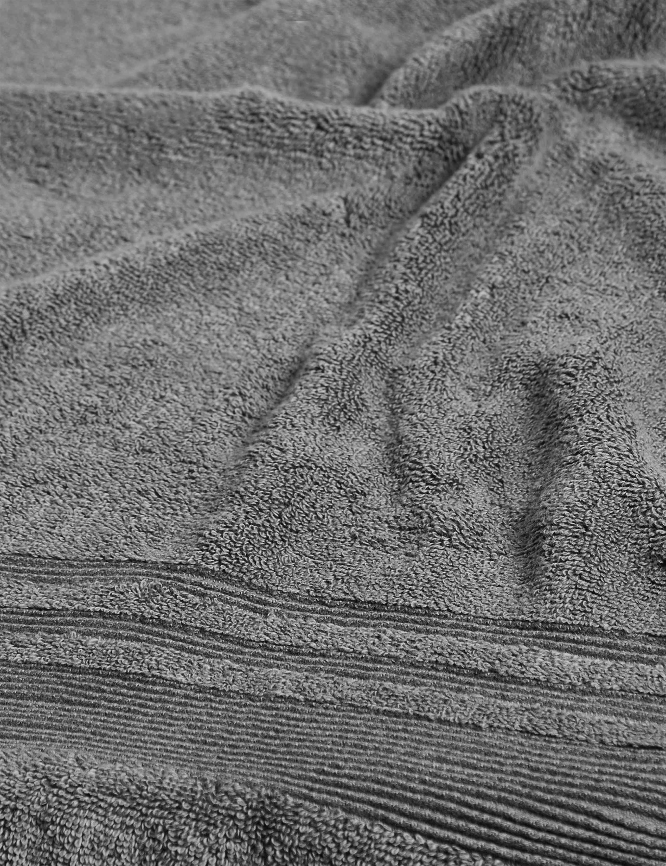 Super plush pure cotton bath towel (British brand)