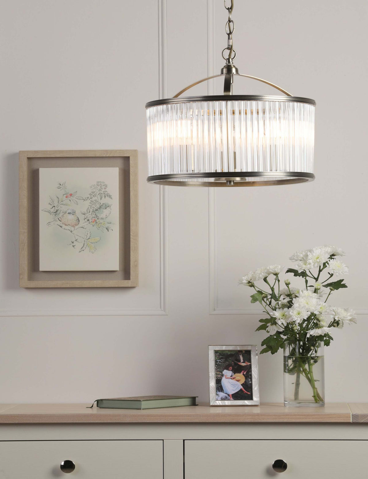 Laura Ashley Sutton 3-light pendant light 38cm (British brand)