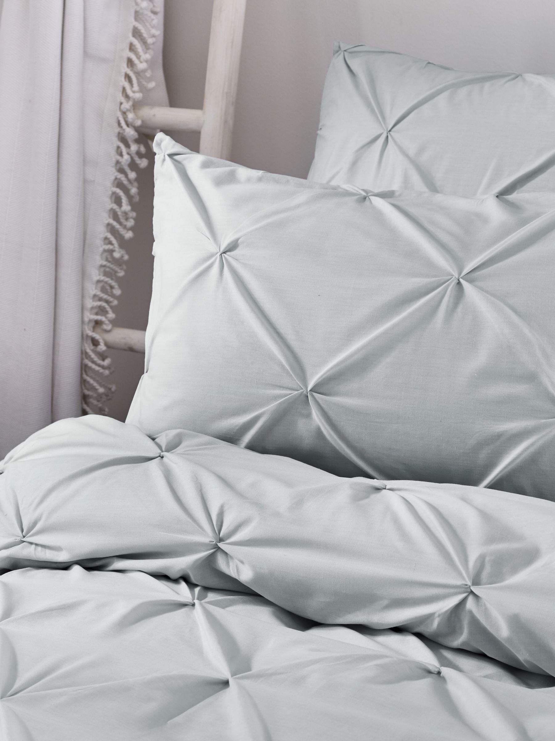 Serene Silver Lara Duvet Cover And Pillowcase Set