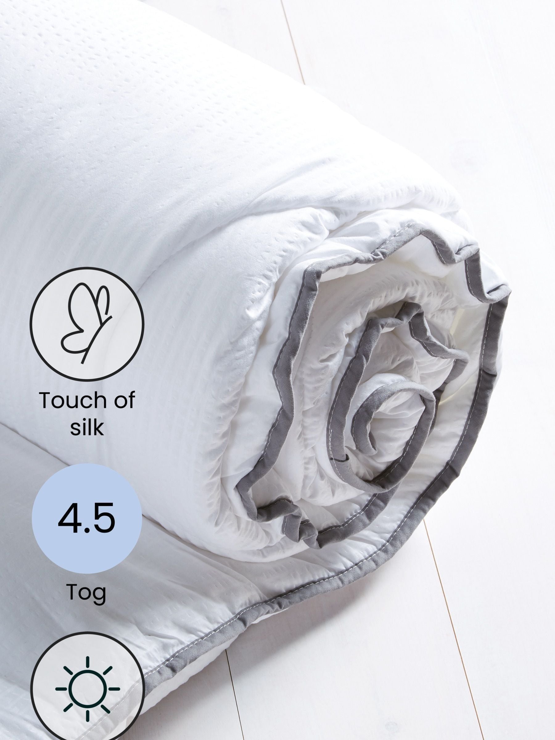Sleep In Silk 4.5 Tog duvet (British brand)