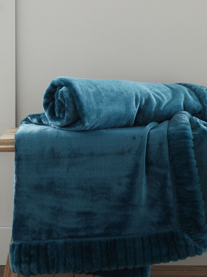 Catherine Lansfield teal blue velvet faux fur throw 150x200cm - British product