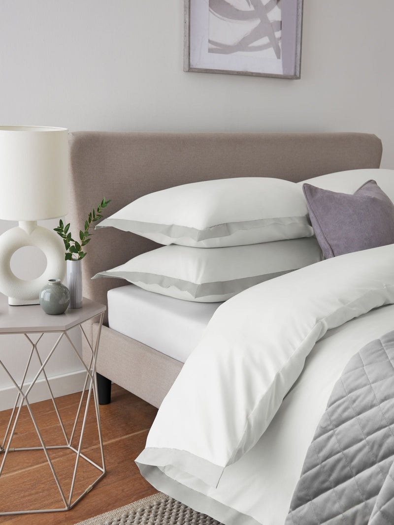 White/Silver Cotton Rich Oxford Duvet Cover and Pillowcase Set