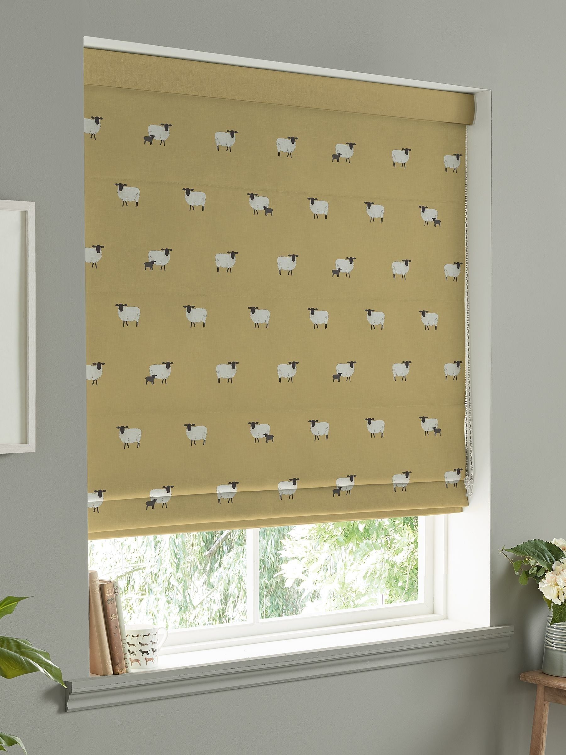 Sophie Allport sheep roman blind ochre yellow 100% cotton (British brand)
