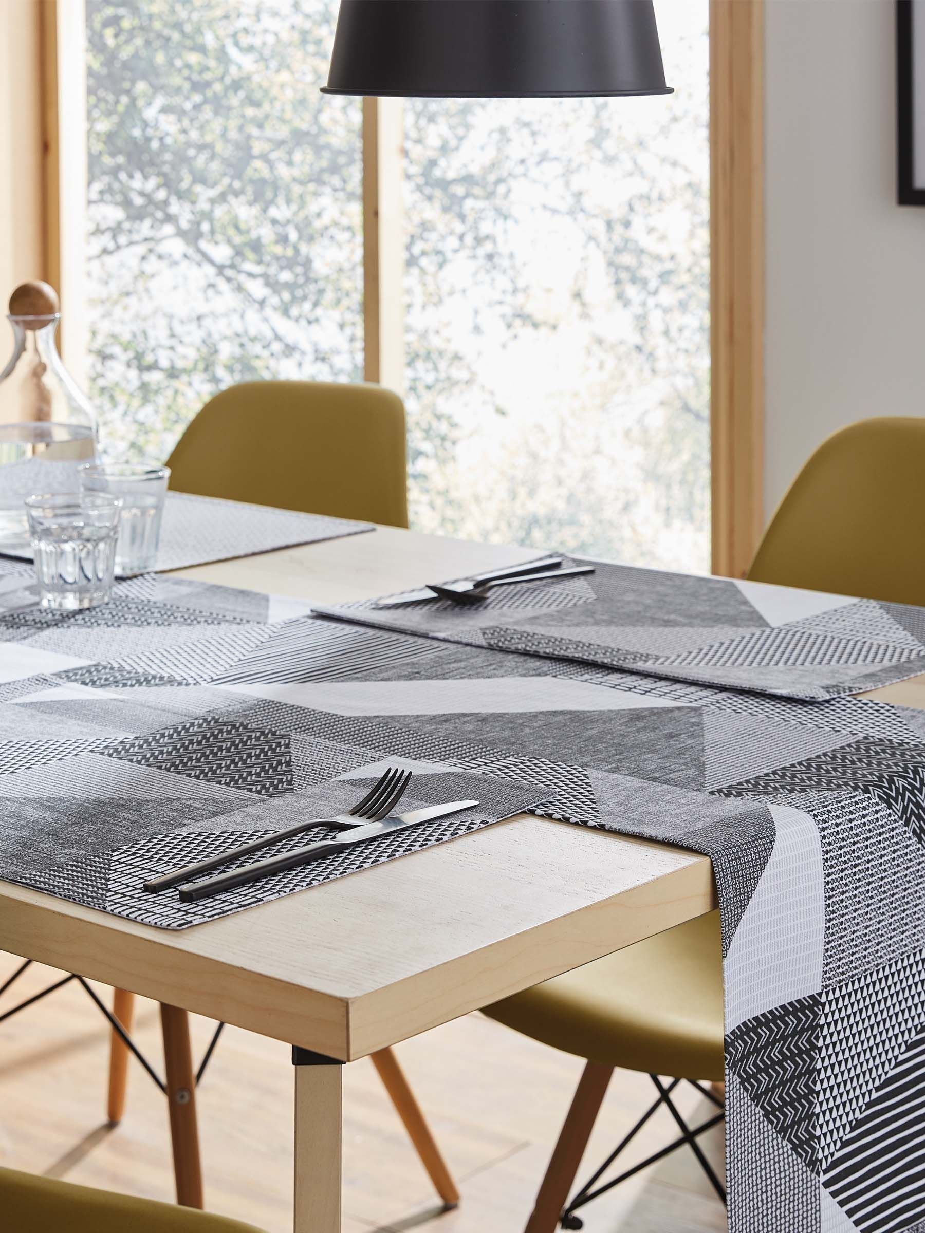 Catherine Lansfield grey Larsson Geo placemats set of 2 - British product
