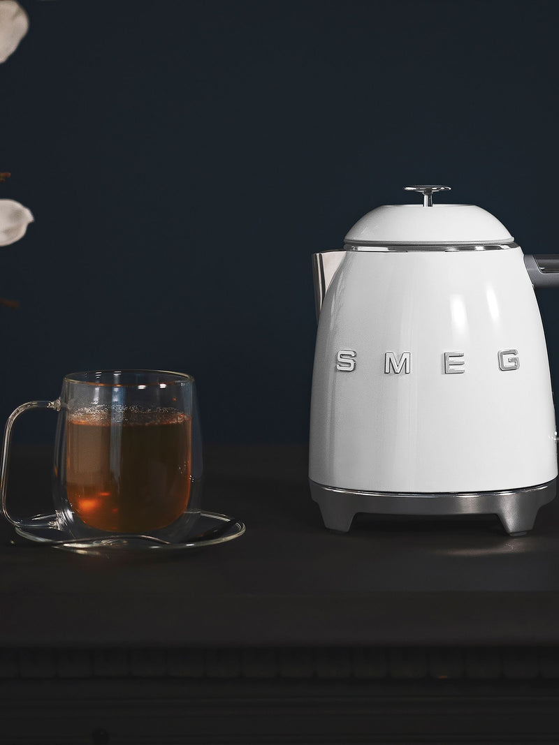 Smeg 50's Style White Mini Kettle, UK version