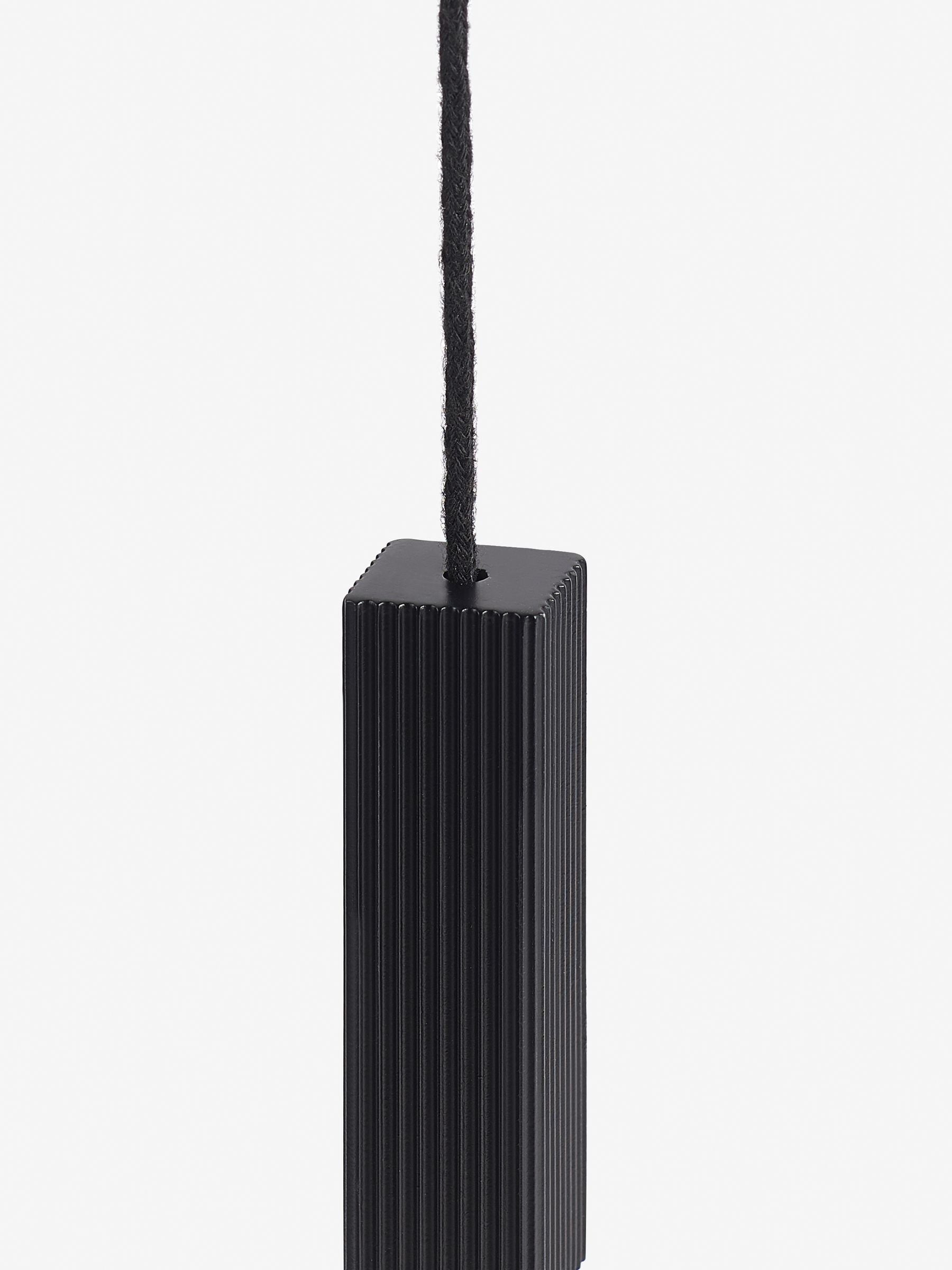 Tirette de lumière noire