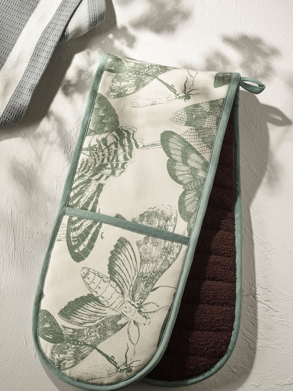 Kew Gardens Green 100% Cotton Double Oven Gloves