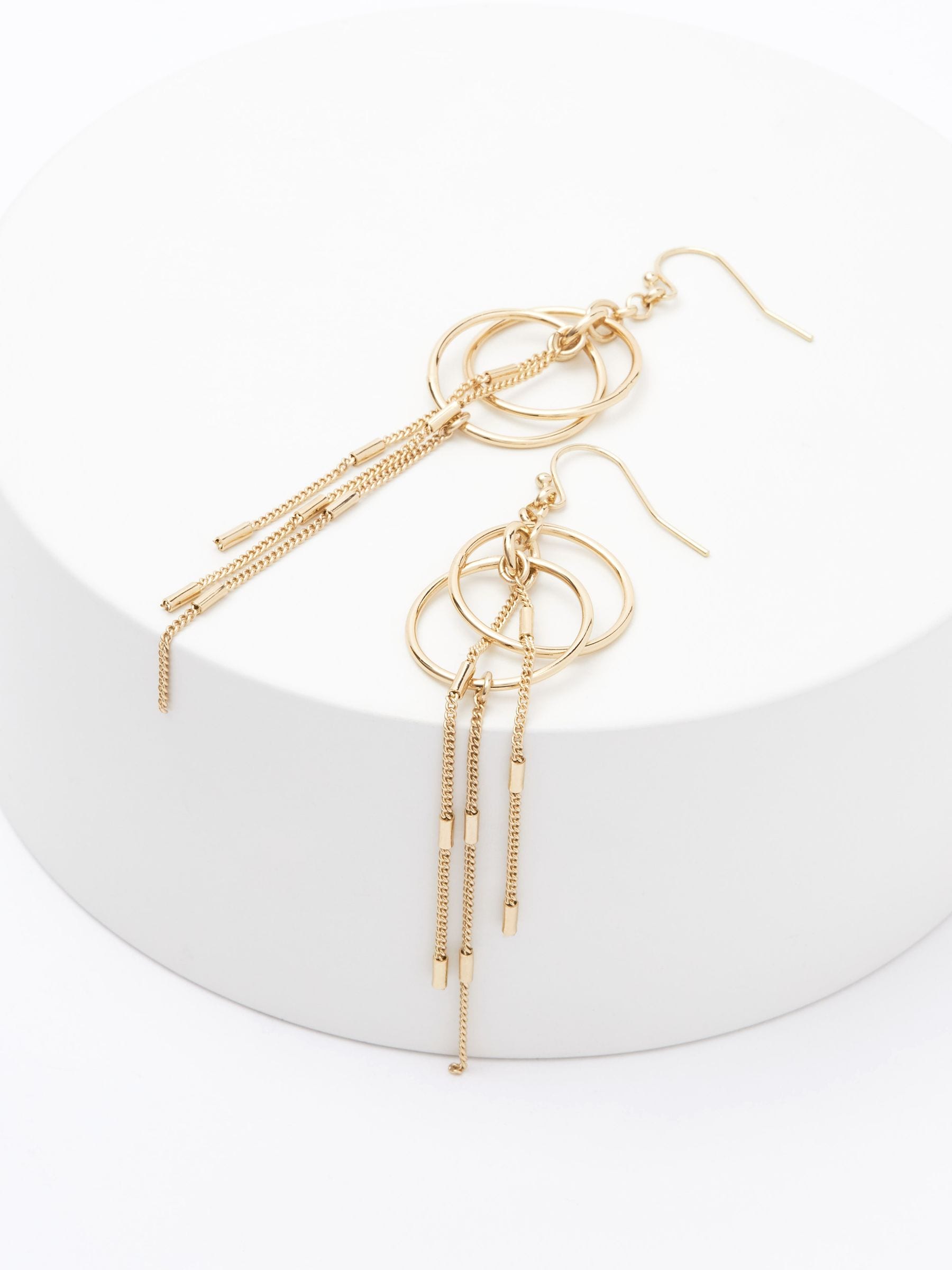 Gold tone circle chain drop earrings, UK version