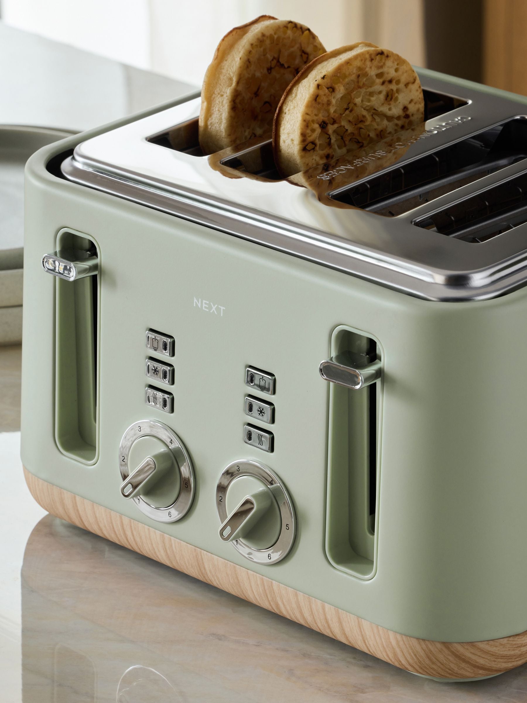 Sage Green Bronx 4 Slice Toaster