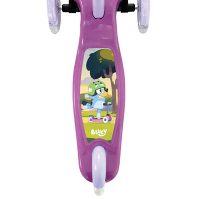 Bluey Tilt n Turn LED Scooter - British product