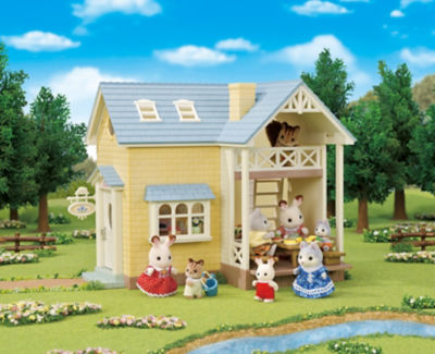 Sylvanian Families Bluebell Cottage Gift Set - British product