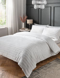 George Home White Tufted Cotton Duvet Set Super King, UK version