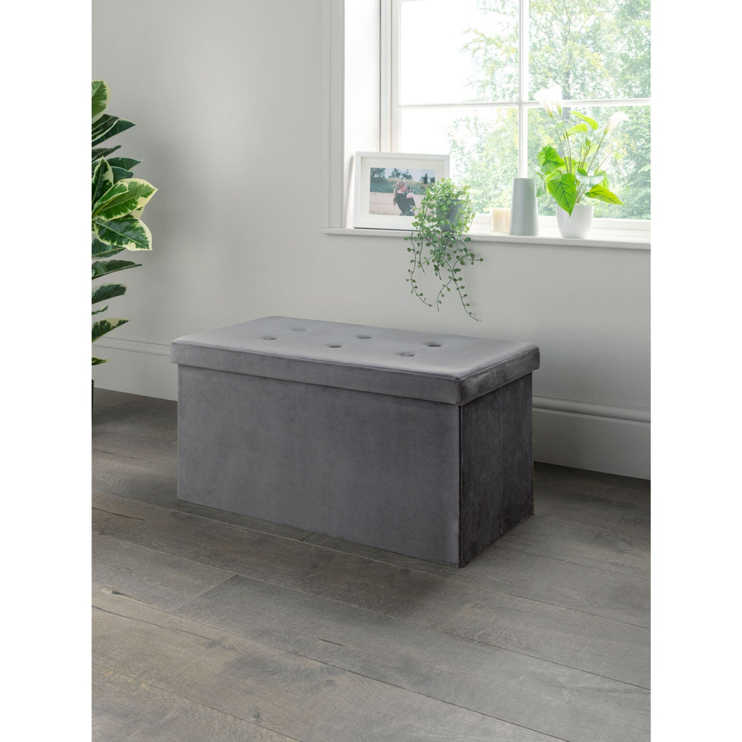 Velvet storage ottoman with fabric finish, D76xH38xW38cm - British product