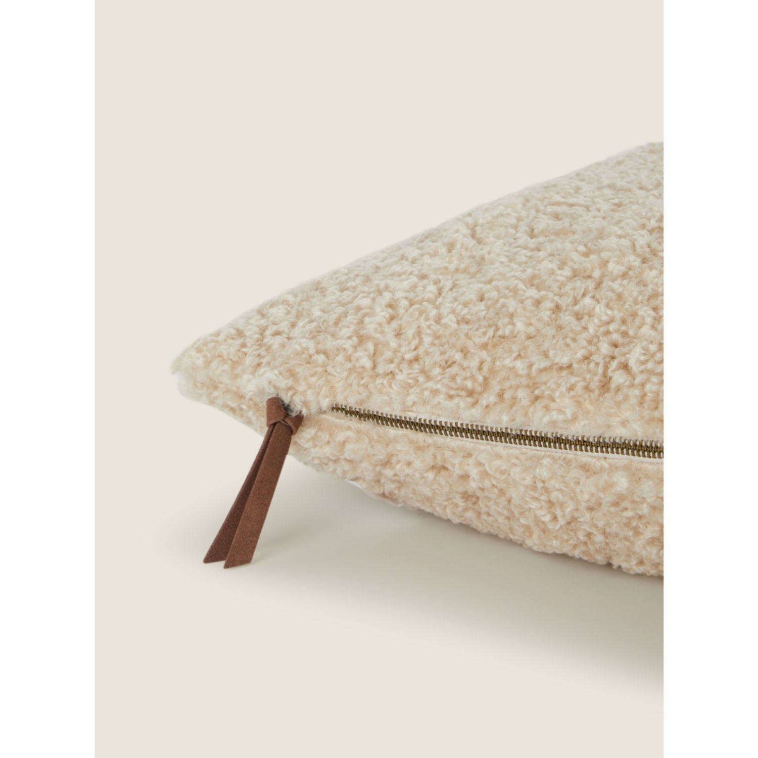 George Home natural borg cushion 50x50cm (British brand)