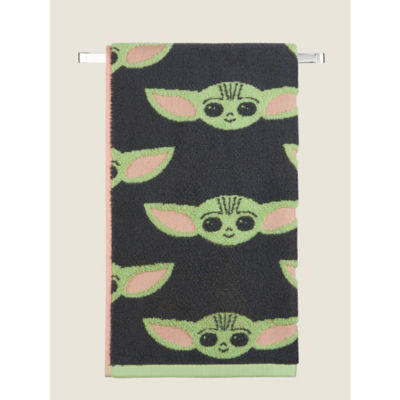 George Home Star Wars Mandalorian Grogu bath towel (British brand)