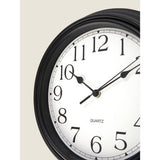 Schwarze Wanduhr von George Home, britische Version