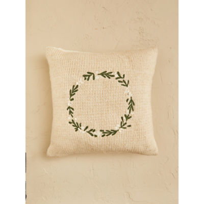 Stacey Solomon natural Christmas wreath cushion 45x45 cm, UK version