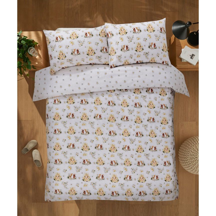 George Home White Daisy Guinea Pig Reversible Duvet Set -Single GOODS ASDA   