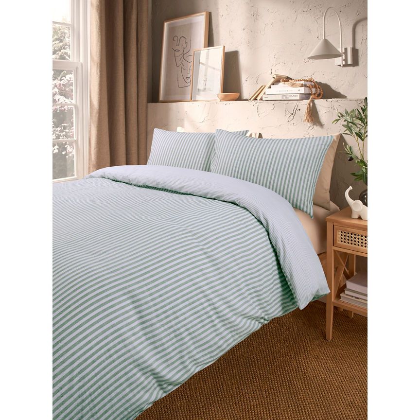 George Home Green & White Textured Stripe Seersucker Duvet Set -Double