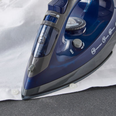 Goblin 2400W grey steam iron with ceramic soleplate, imported from the UK