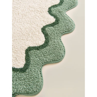 George Home green and cream scallop bath mat 55x85cm - British product