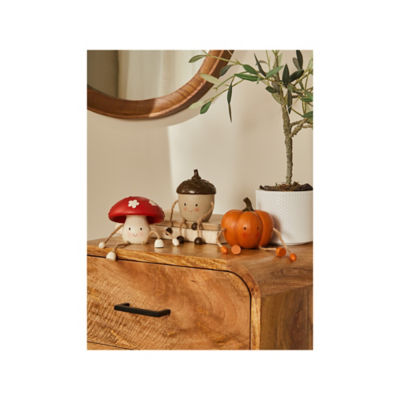 George Home grey resin characters 16cm, UK version