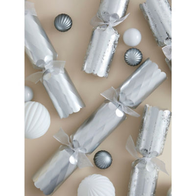 Set of 6 silver Christmas crackers 35cm, UK version
