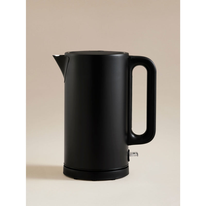 Fast boil kettle 1.7 litre capacity, imported from the UK