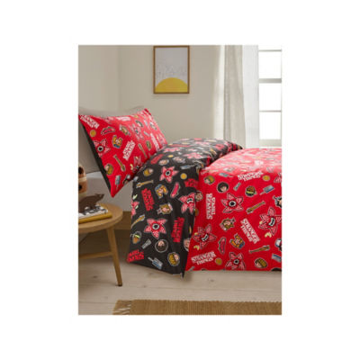 Stranger Things reversible duvet set black, UK version