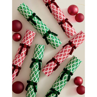 Green & Red diamond deluxe Christmas crackers set of 6, UK version