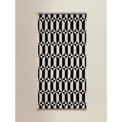 Black and white diamond geometric cotton bath towel, UK version