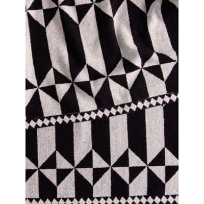 Black and white diamond geometric cotton bath towel, UK version