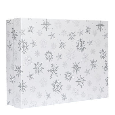Large snowflake patterned gift box - British product