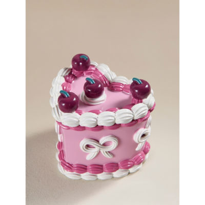 Pink heart lidded cake pot 12x10x11cm (British brand)