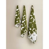Green abstract shapes 100% cotton bath sheet, UK version
