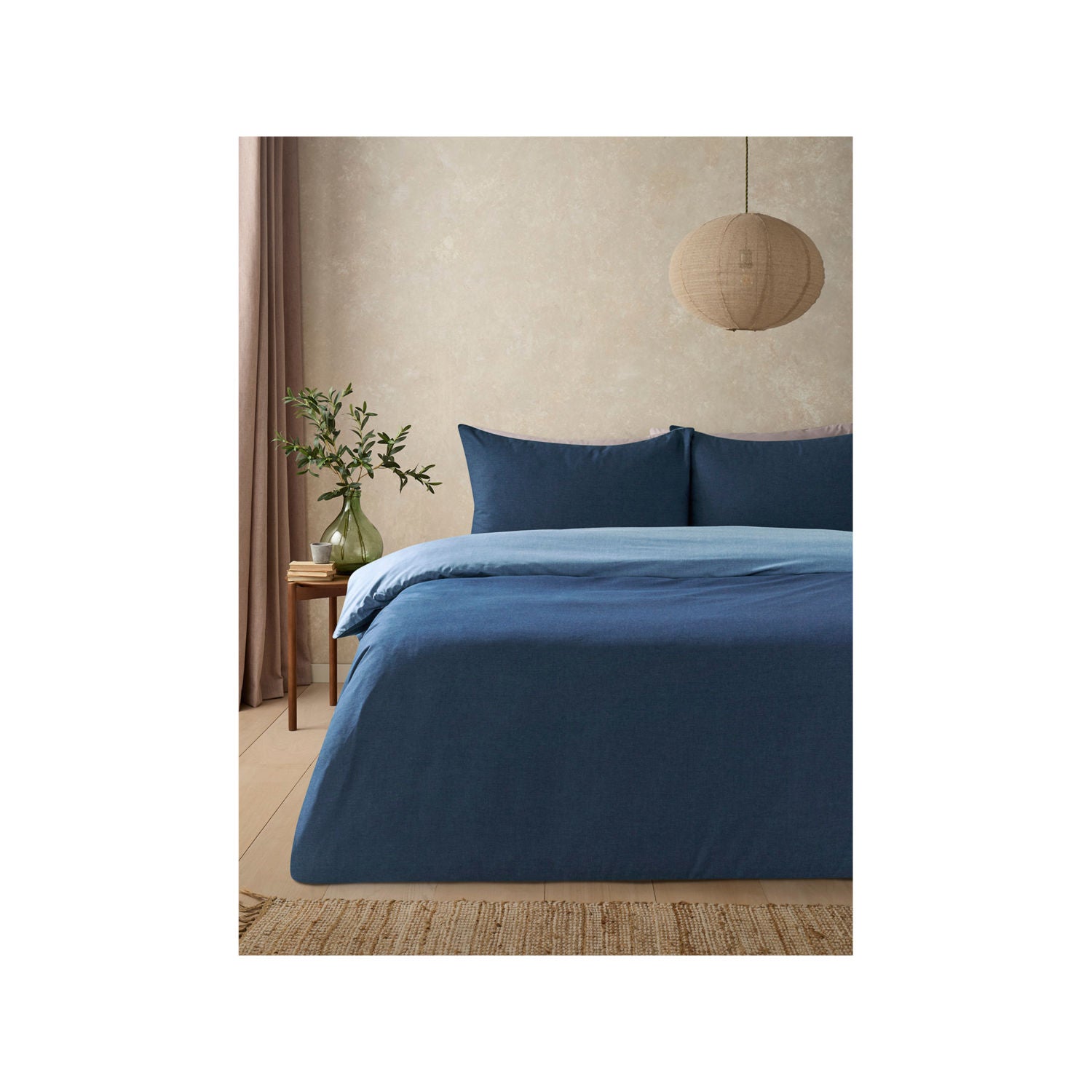 Navy reversible duvet set king size (British brand)