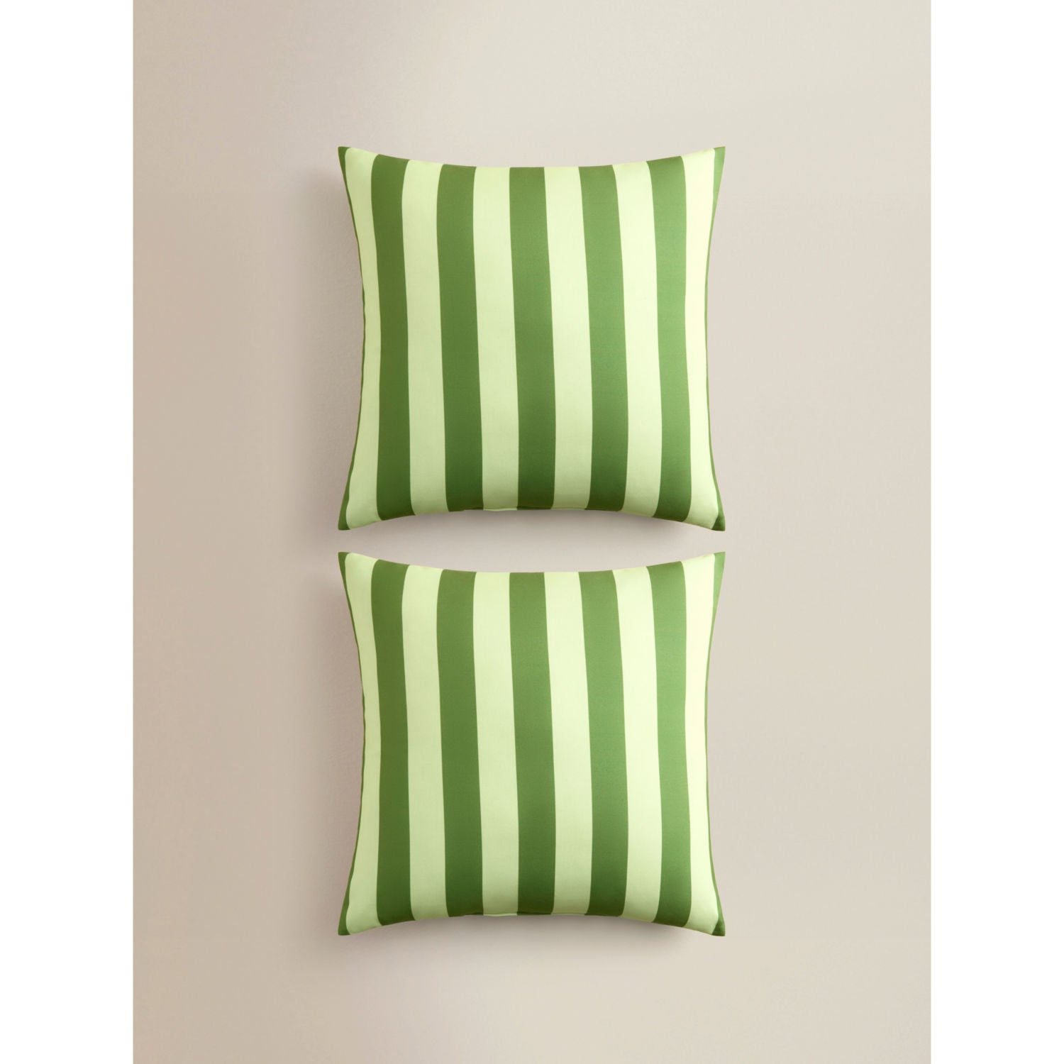 Set of 2 striped outdoor cushions 45x45 cm (British brand)