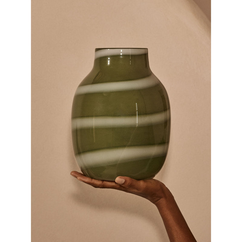 Vase green and white stripe 20x20x26cm, UK version