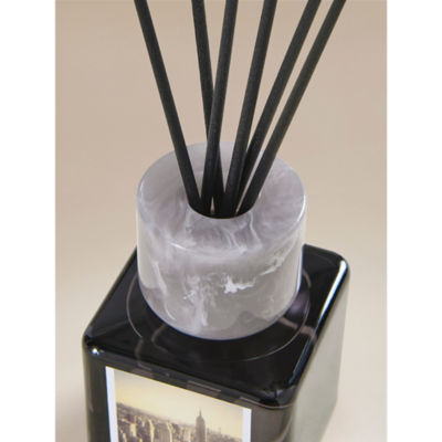 New York reed diffuser grey glass and resin (British brand)