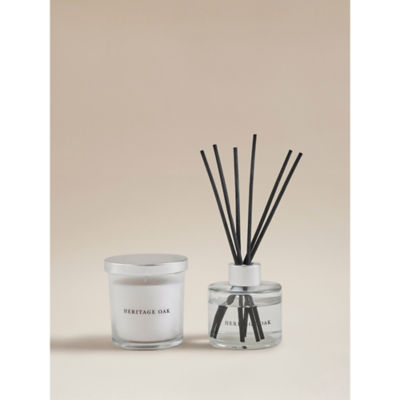 Signature Scents Heritage Oak Gift Set with candle and diffuser, imported from the UK