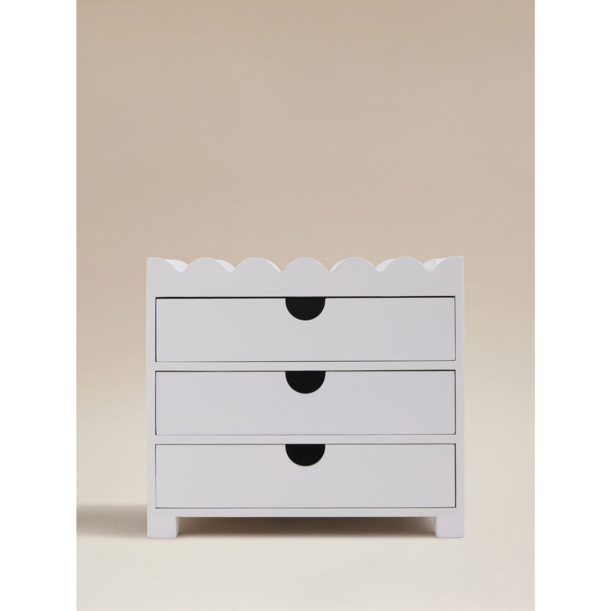 White scalloped storage box with three drawers - British product