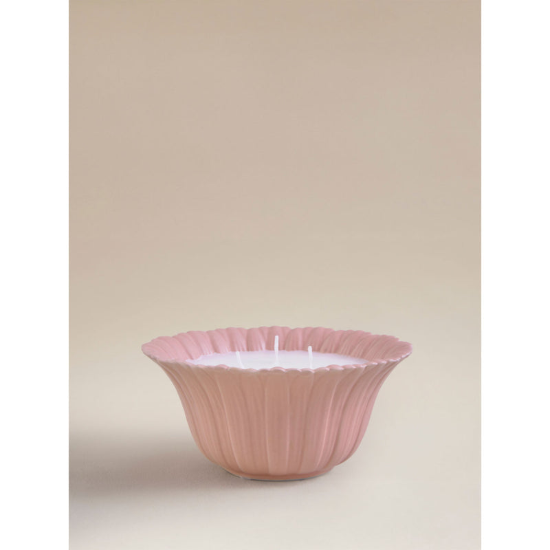 Wild Meadow flower-shaped candle 15x7x7 cm (British brand)