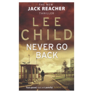 Paperback Never Go Back by Lee Child