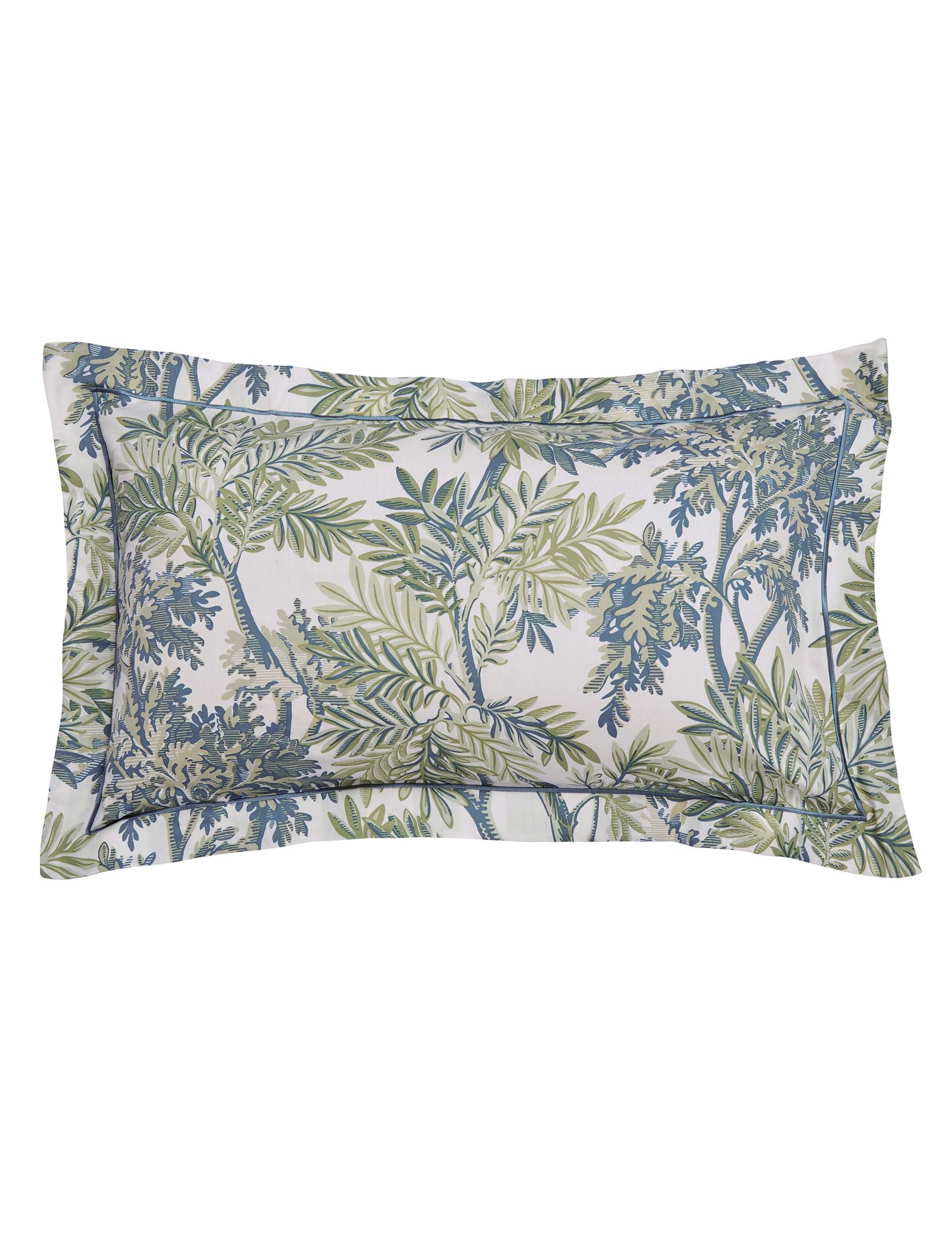 Tapestry Tree bedding set (British brand)